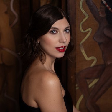 Chiara - Freelance Singer