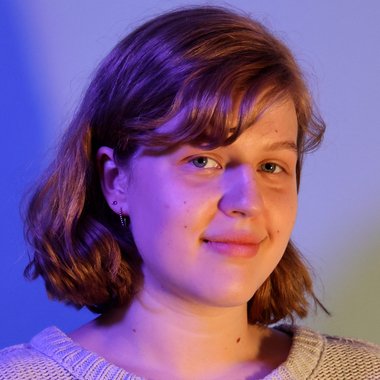 Ella R. - Freelance Video Editor