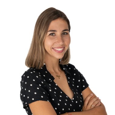 Eugenia G. - Freelance Graphic Designer