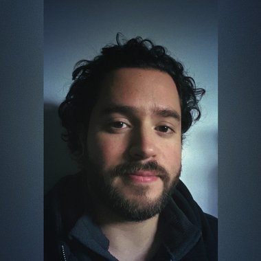 Sebastián M. - Freelance Designer