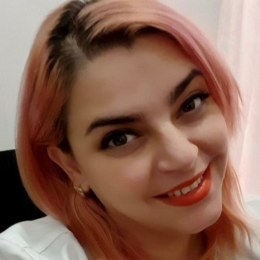 Alexandra B. - Freelance Front End Developer