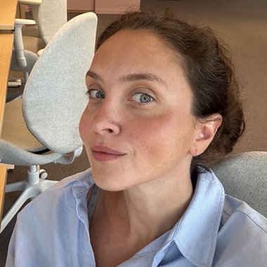 Ksenia D. - Freelance Social Media Freelancer