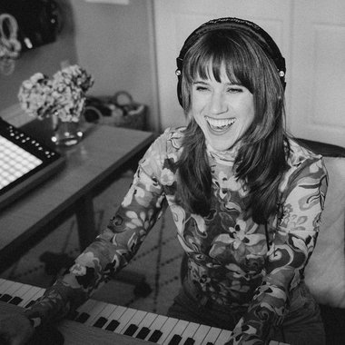 MariGo - Freelance Singer