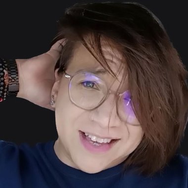 Elizabeth S. - Freelance Voiceover Artist