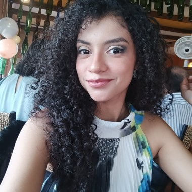 Tamara M. - Freelance Social Media Manager