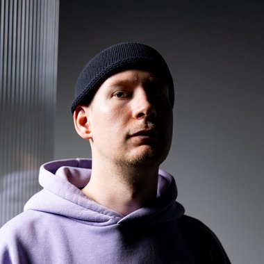 Marius W. - Freelance Motion Graphic Designer