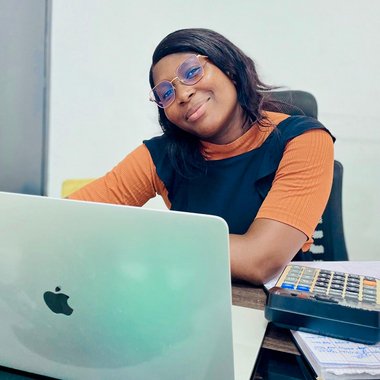 Djeninba T. - Freelance Digital Marketer