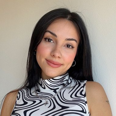 Victoria H. - Freelance Content Creator