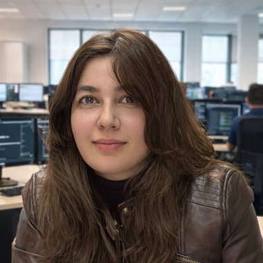 Najmeh N. - Freelance Graphic Designer