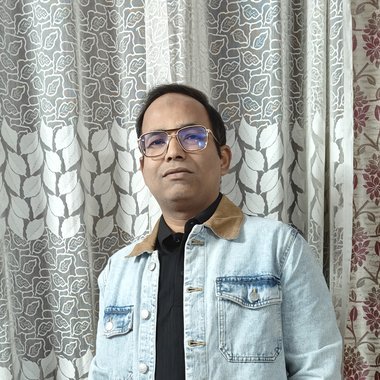 Samee U. - Freelance Web Designer