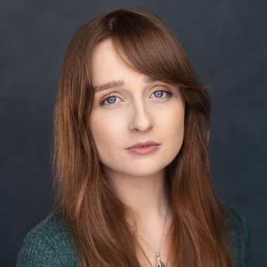 Hayley E. - Freelance Actor