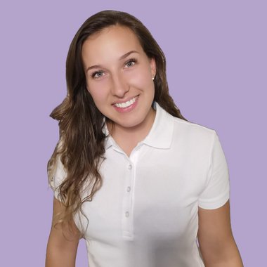Nadine B. - Freelance Ugc Creator