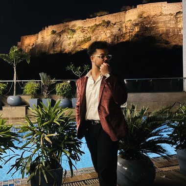 Anuj T. - Freelance Digital Marketer