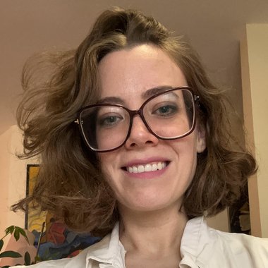 Mary S. - Freelance Costume Designer