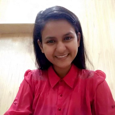 Komal Y. - Freelance Motion Graphic Designer