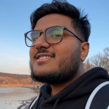 EMAD Z. - Freelance Content Creator