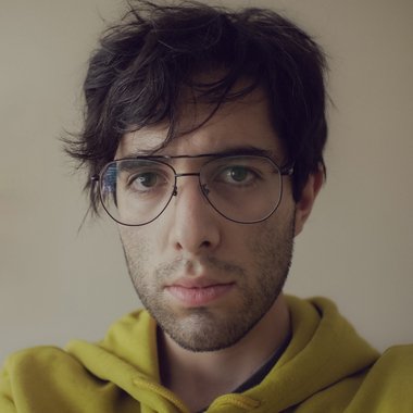 Emilio V. - Freelance Assistant Producer