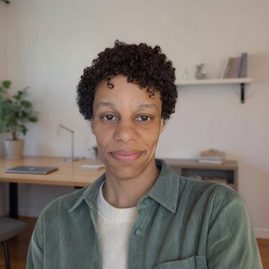 Courtney F. - Freelance Designer