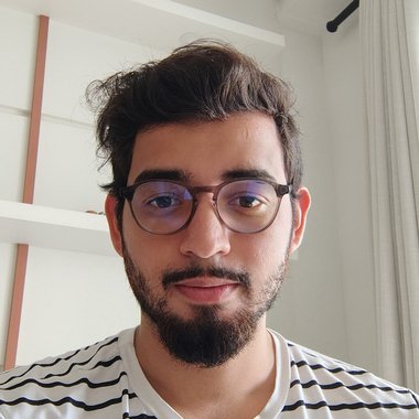 Leandro F. - Freelance Designer