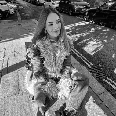 Gerda K. - Freelance Ugc Creator
