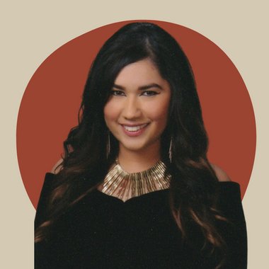 Jaclyn M. - Freelance Marketer