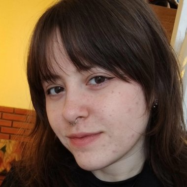 Carla C. - Freelance Presentation Designer