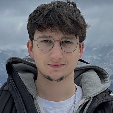 Francisco O. - Freelance Developer