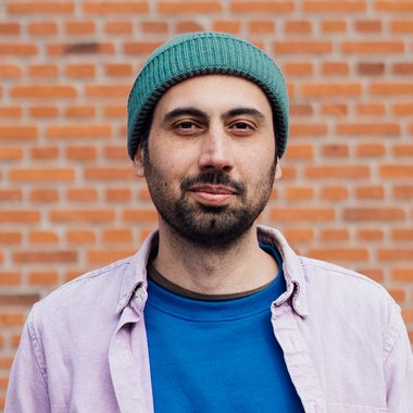 Hossi K. - Freelance Web Designer