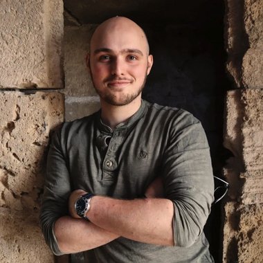 Tom L. - Freelance Film Producer