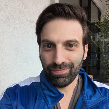 Chris C. - Freelance Filmmaker