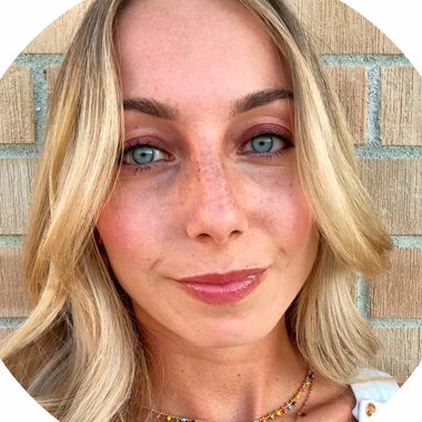 Cristina S. - Freelance Web Designer