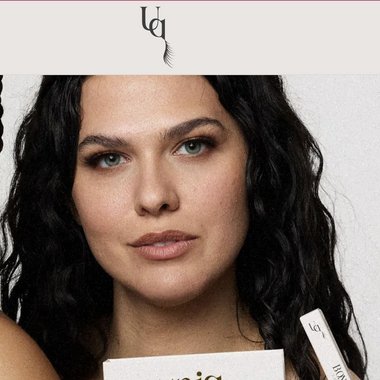 Amelia - Freelance Social Media Manager