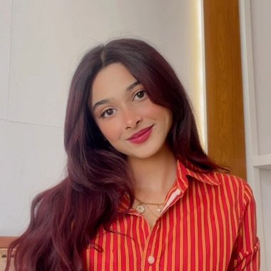 Hira K. - Freelance Ugc Creator