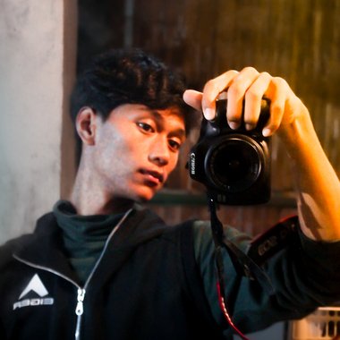 Surya K. - Freelance Brand Designer