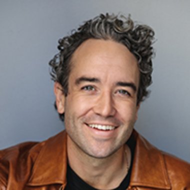 Tel B. - Freelance Voiceover Artist