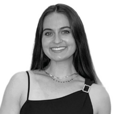 Megan G. - Freelance Pitch Deck Designer