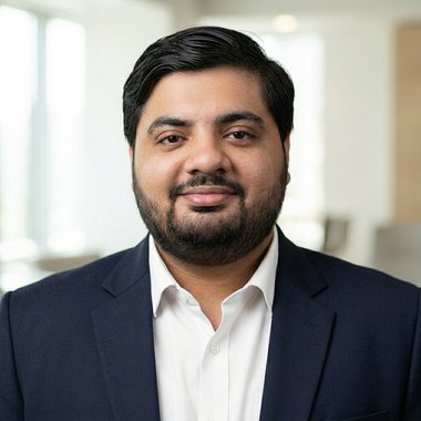 Qamar H. - Freelance Web Developer