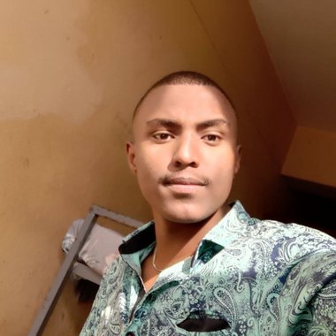 Elias M. - Freelance Ai Engineer