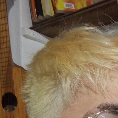 Omar U. - Freelance Community Manager