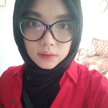 Syaravina R. - Freelance Content Creator