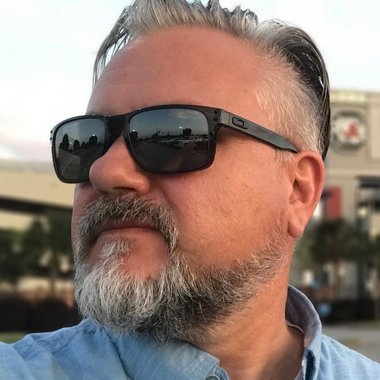 Pete B. - Freelance Motion Graphic Designer