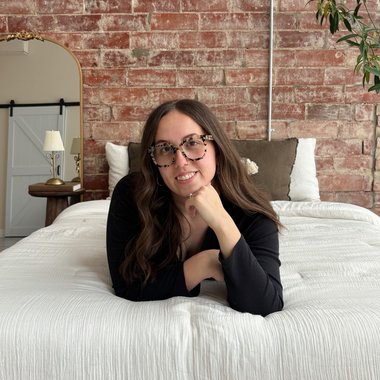 Olivia T. - Freelance Video Editor