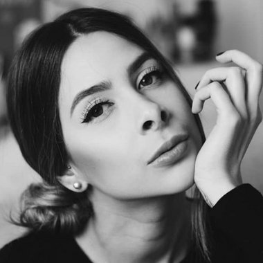 Sarah R. - Freelance Video Editor