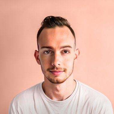 Diego B. - Freelance Motion Graphic Designer