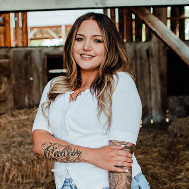 Shelby W. - Freelance Graphic Designer