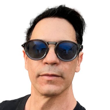 Daniel D. - Freelance Documentary Filmmaker