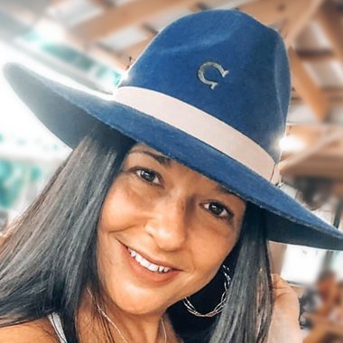 Jodi G. - Freelance Graphic Designer
