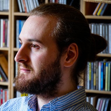 Elias H. - Freelance Mixing Engineer