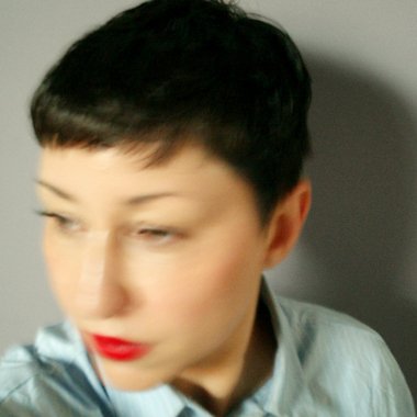 Arantxa R. - Freelance Designer