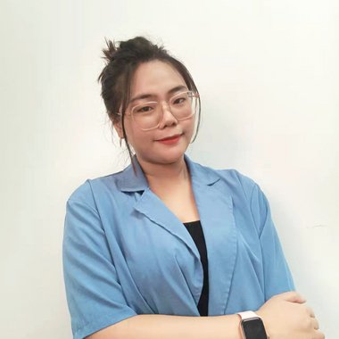 Jenny K. - Freelance Content Creator